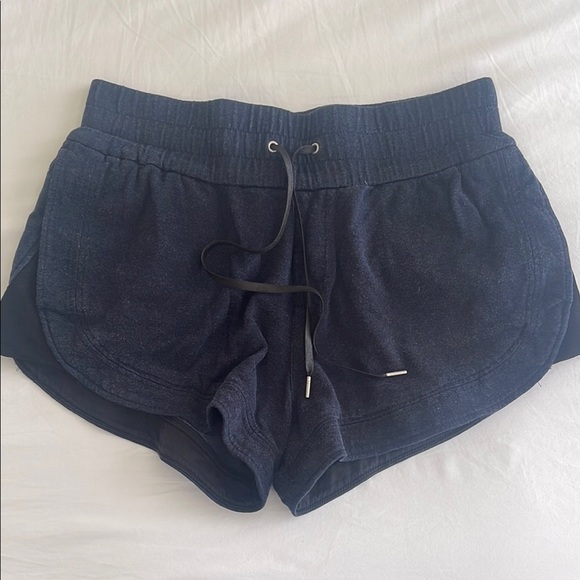 Helmut Lang Shorts Size Small - Picture 1 of 4